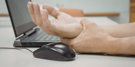 The Mouse-Hand Tingle: Managing Early Signs of Median Nerve Compression at Your Desk