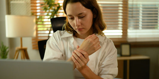 Carpal Tunnel vs. Repetitive Strain: A Guide to Targeted Cannabinoid Relief for Office Professionals